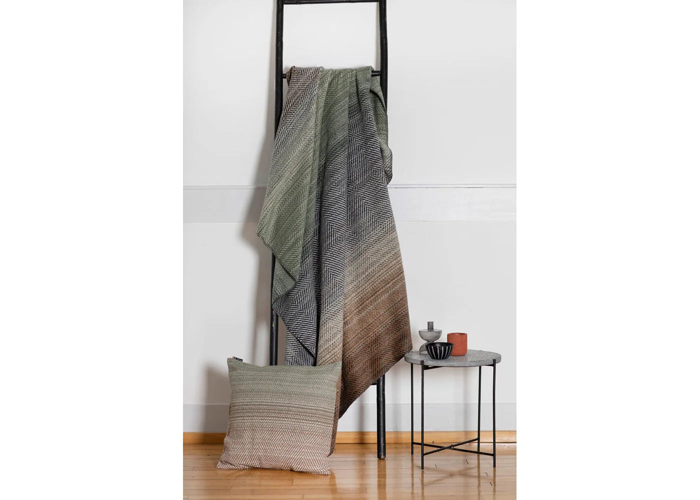 Savona Gradient Herringbone Throw - Grey/Green