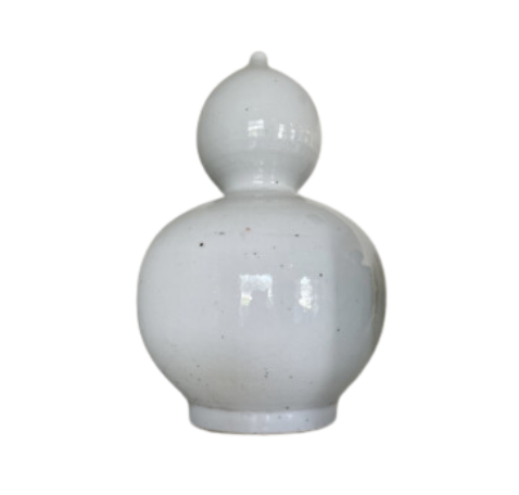 Porcelain Gourd Vase in Vintage White