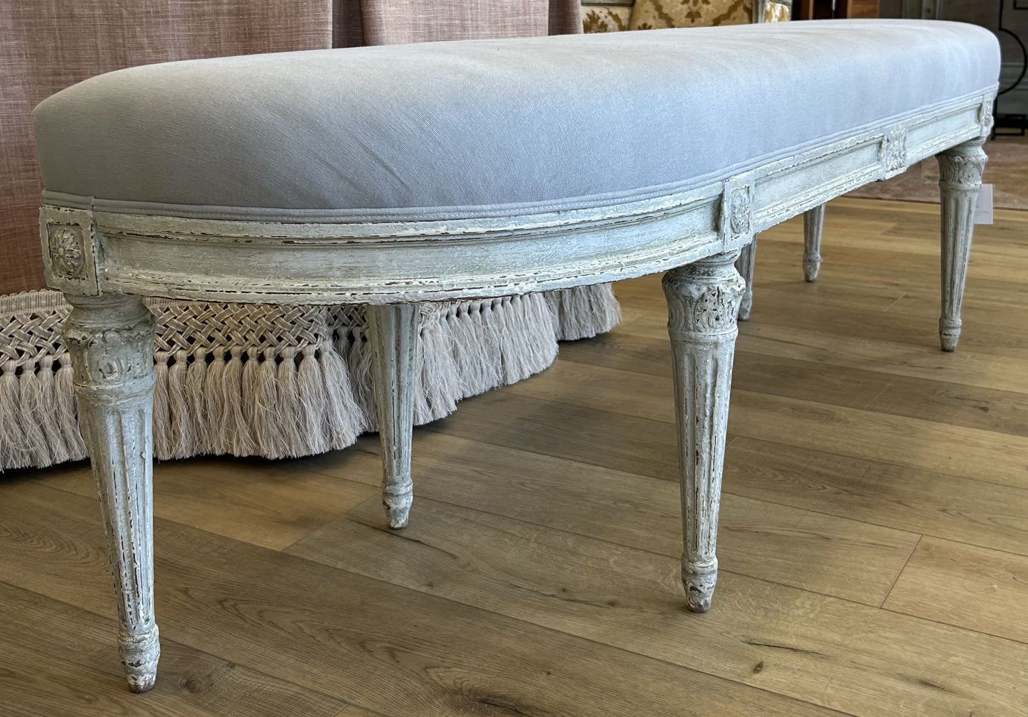 French D-Shaped Bench