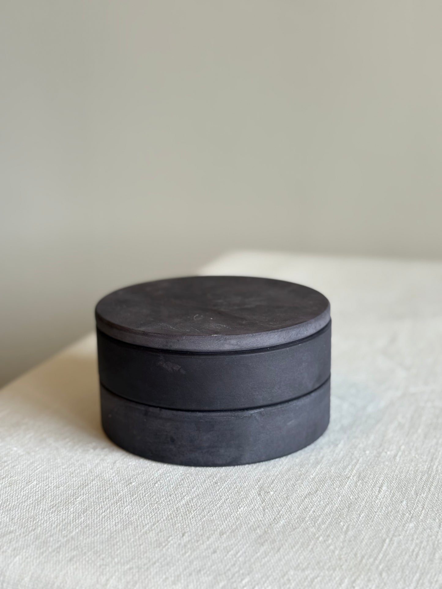 Alabaster Swivel Box - Black