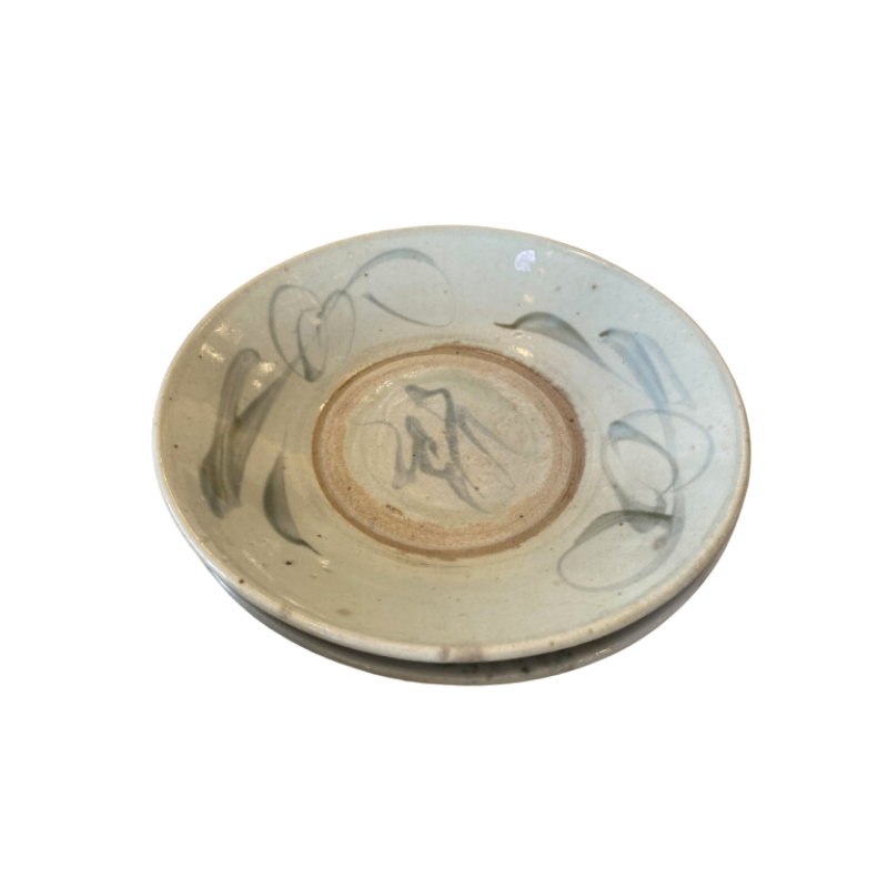 Antique Ming Dynasty Swatow Porcelain Dish