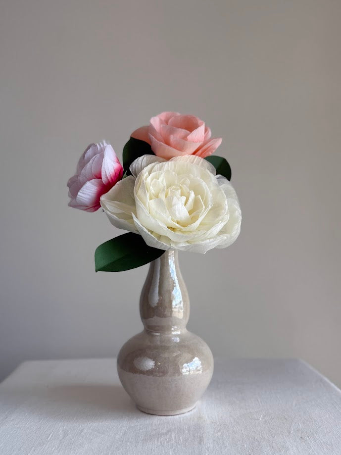 Camellia Special Stem - White